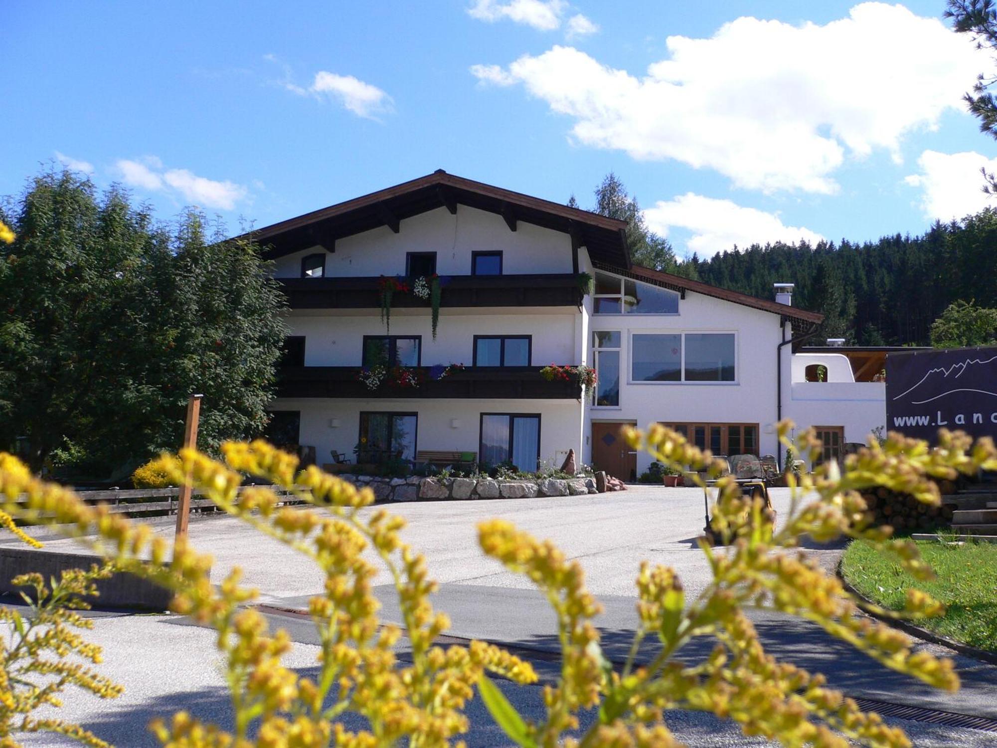 Landhaus Almdorf Hotell Sankt Johann in Tirol Eksteriør bilde